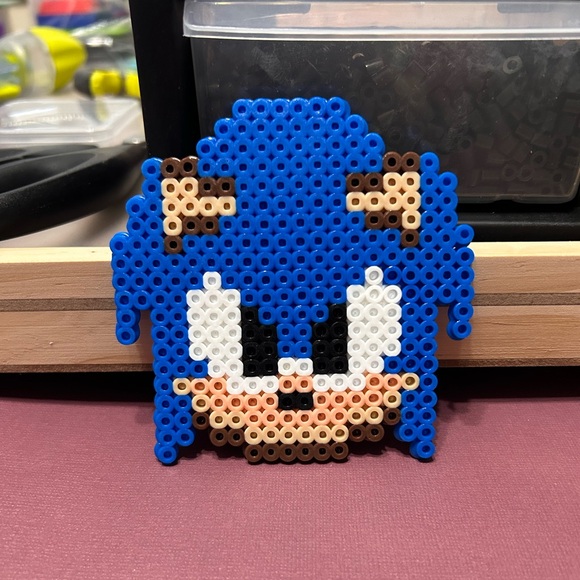 Sonic the Hedgehog Perler Bead Sprite - Picture 5 of 5